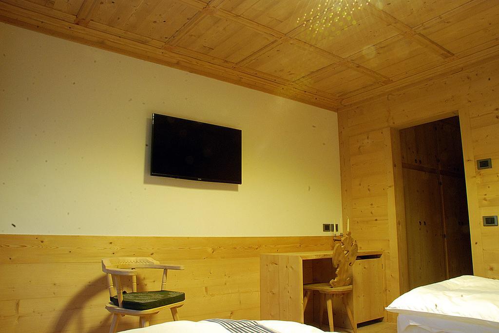 Jaegerhaus Agriturismo Кортіна-д'Ампеццо Номер фото
