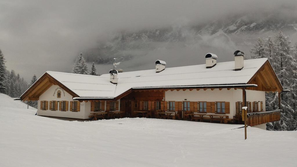 Jaegerhaus Agriturismo Кортіна-д'Ампеццо Екстер'єр фото